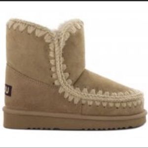 MOU eskimo 18 in camel